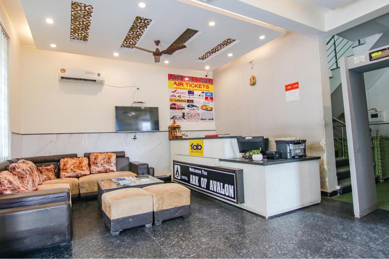 Fabhotel Airport Avalon Near Igi Airport New Delhi Exterior photo